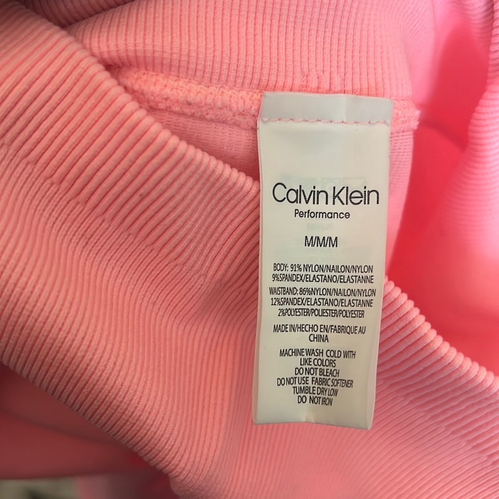 Calvin Klein Performance Set - Picture 2 of 4